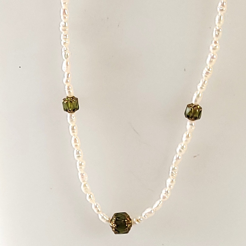 Freshwater Pearl Necklace‎ 18" White Green Glass Peridot Style Beaded Strand